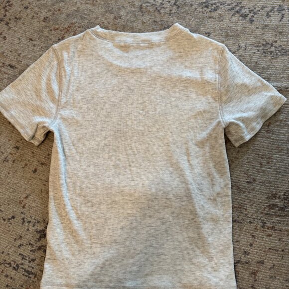 Vuori Ribbed Short Sleeve Tee – Women’s Size S (Heather Grey) - Picture 4 of 4